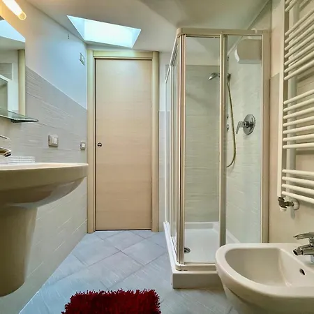300m From The Sea, Ac, Wifi, Free Parking * Pietra Ligure