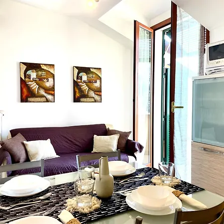 300m From The Sea, Ac, Wifi, Free Parking Pietra Ligure