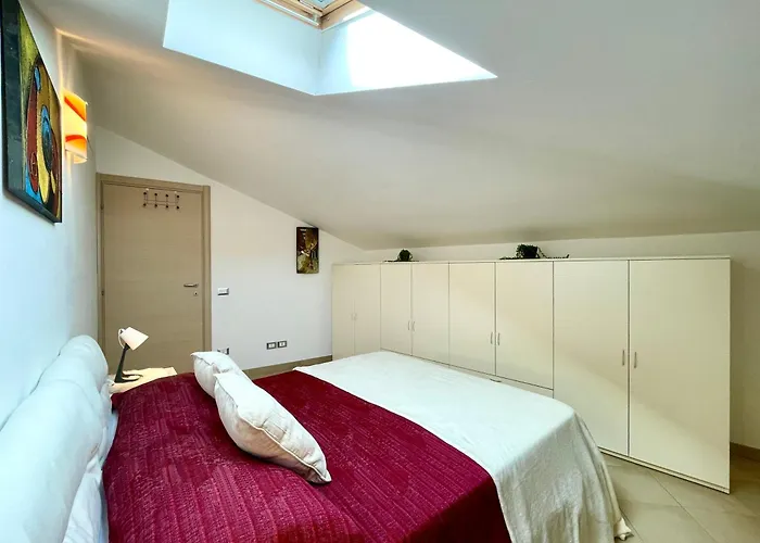 300m From The Sea, Ac, Wifi, Free Parking Apartment Pietra Ligure