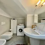 300m From The Sea, Ac, Wifi, Free Parking * Pietra Ligure