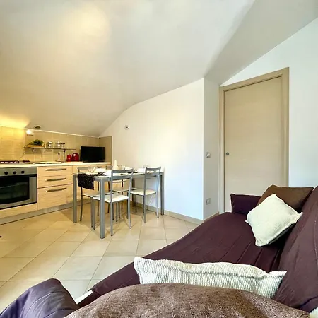 Apartman 300m From The Sea, Ac, Wifi, Free Parking *