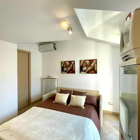 300m From The Sea, Ac, Wifi, Free Parking شقة بيترا ليغوري